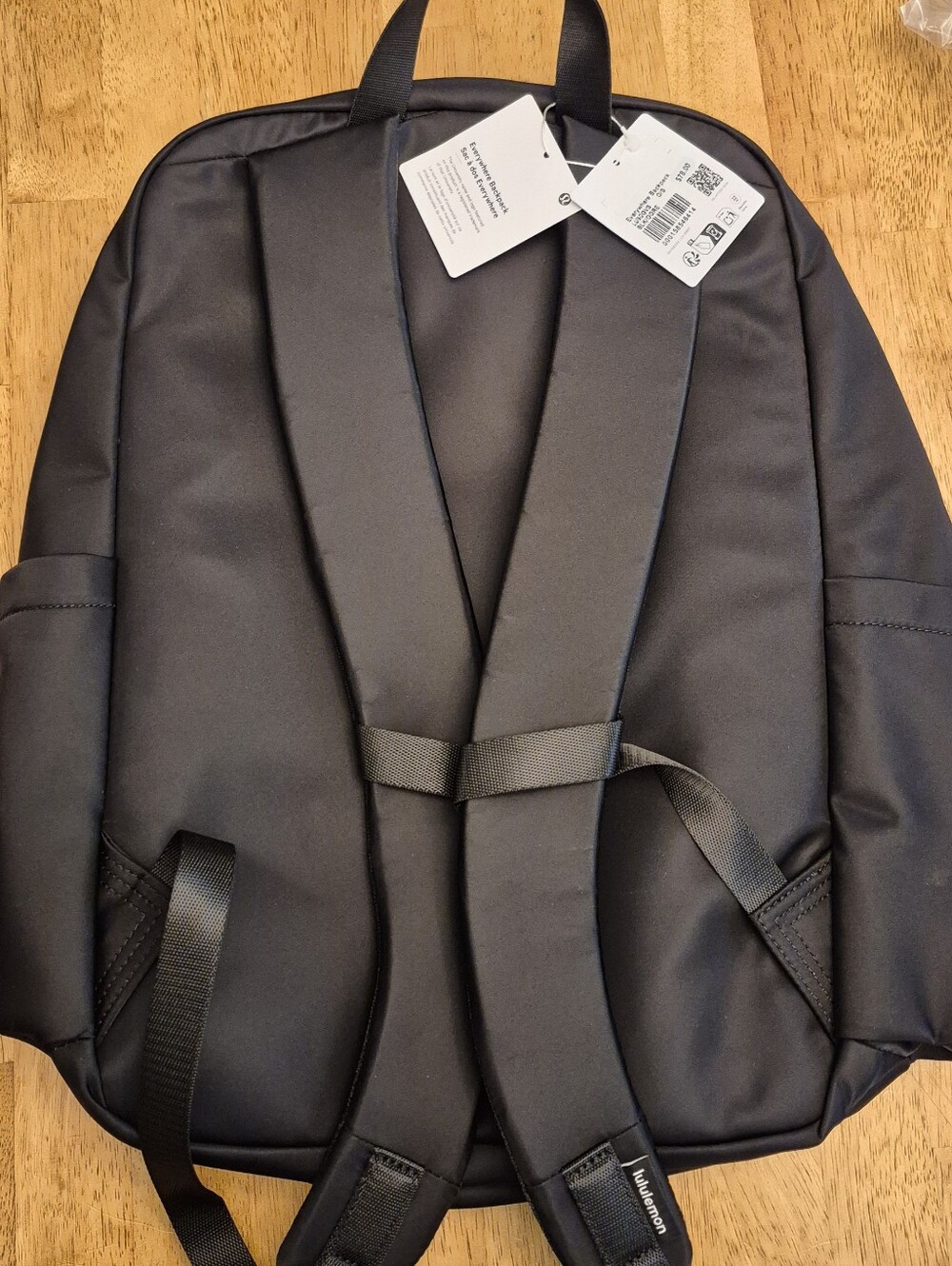 lululemon athletica Men’s Black Everyday Backpack - Picture 2 of 8